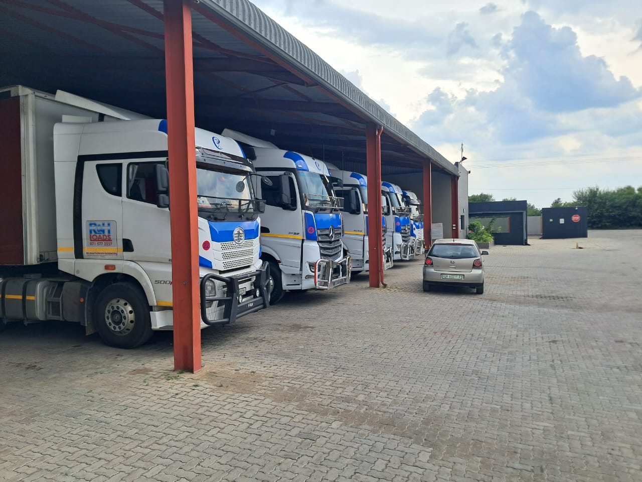 R&H Loads driver at the depot